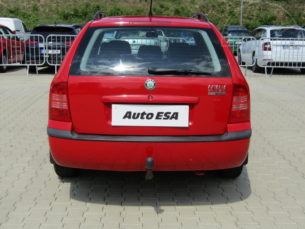 koda Octavia 1.6, R