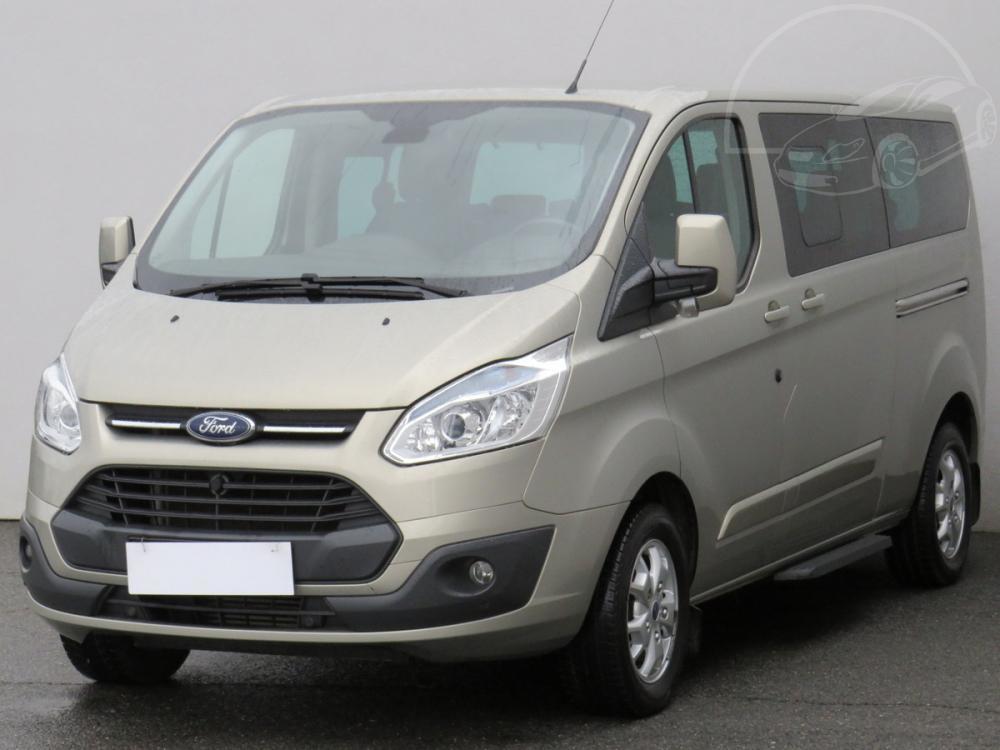 Ford Tourneo Custom 2.2 TDCi, R