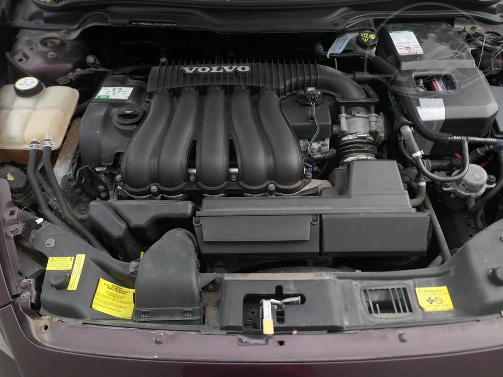 Volvo V50 2.4 i