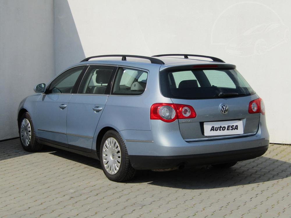 Volkswagen Passat 1.6 MPI Serv.kniha