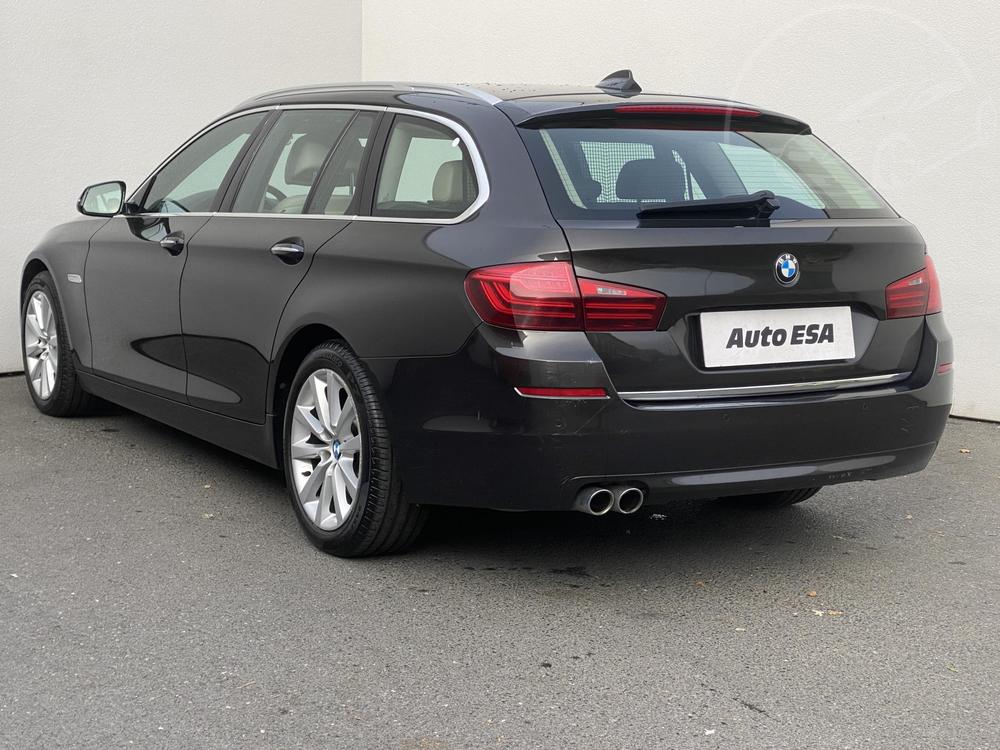 BMW 5 3.0 d Serv.kniha, R