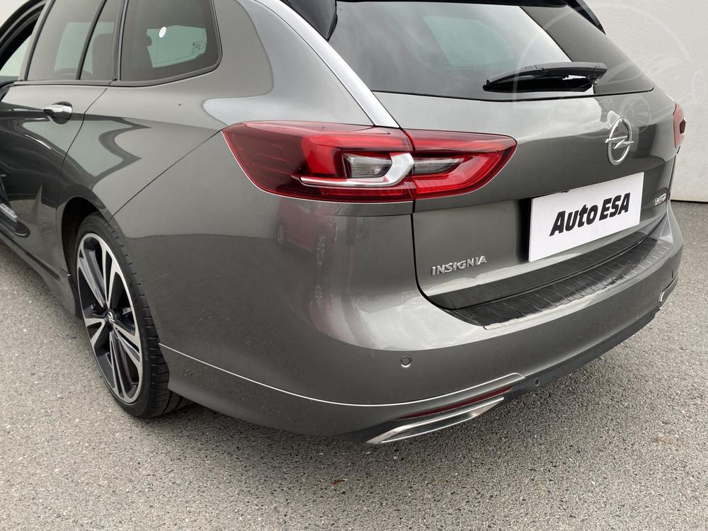 Opel Insignia 2.0 T