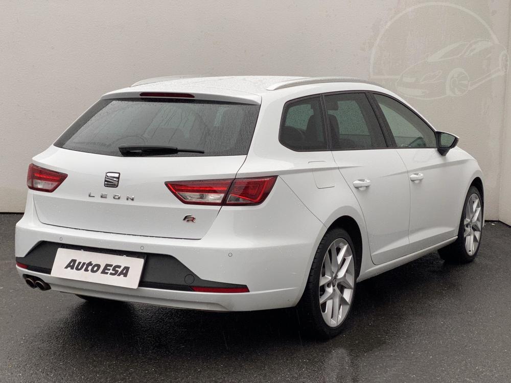 Seat Leon 2.0 TDi Serv.kniha