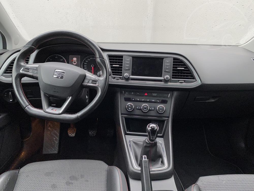 Seat Leon 2.0 TDi Serv.kniha