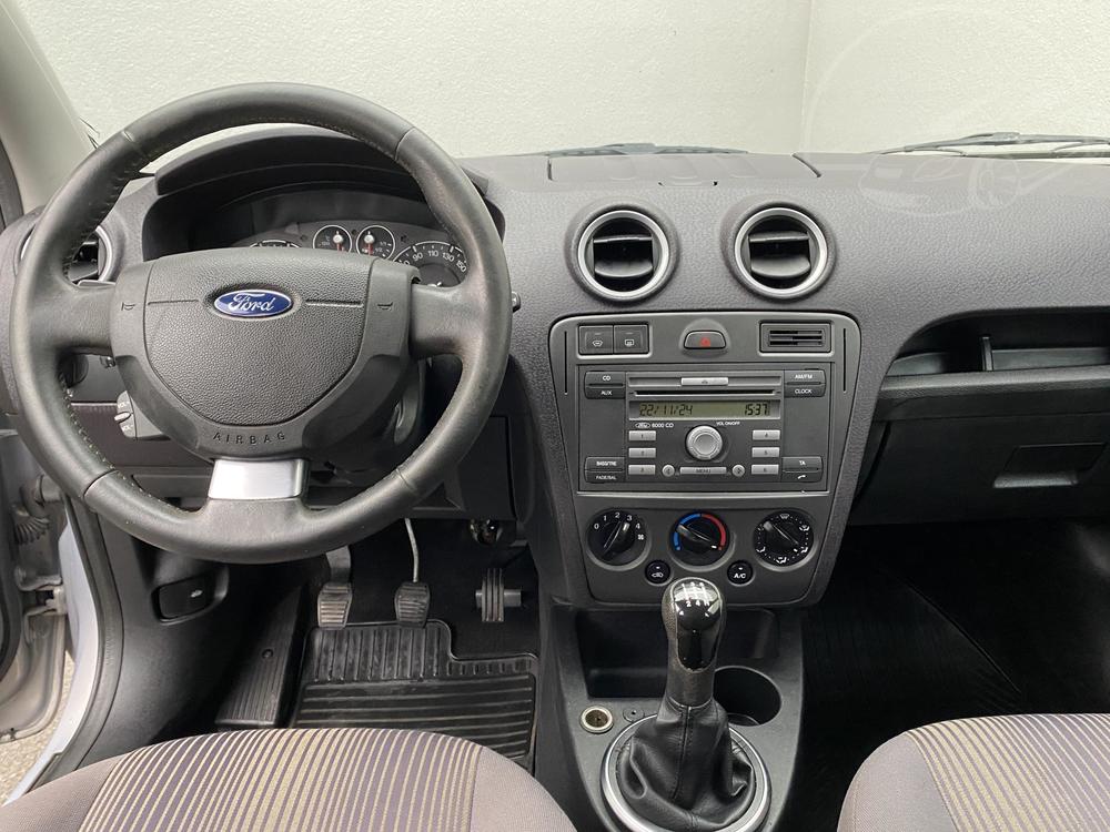 Ford Fusion 1.4 16 V