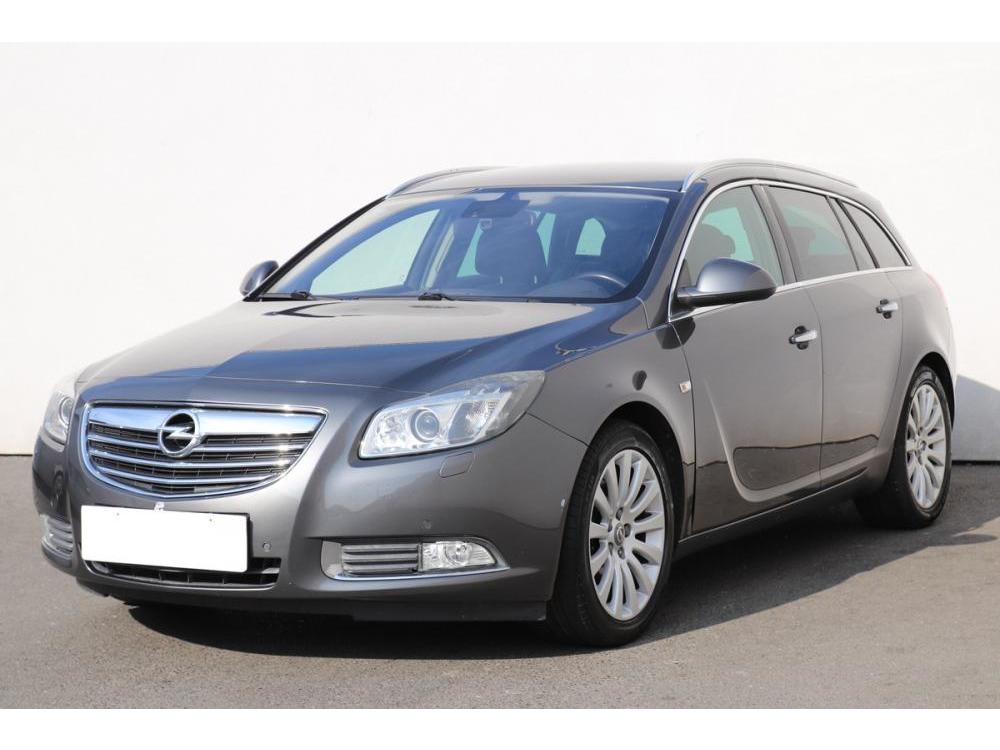 Opel Insignia 2.0 CDTi, R