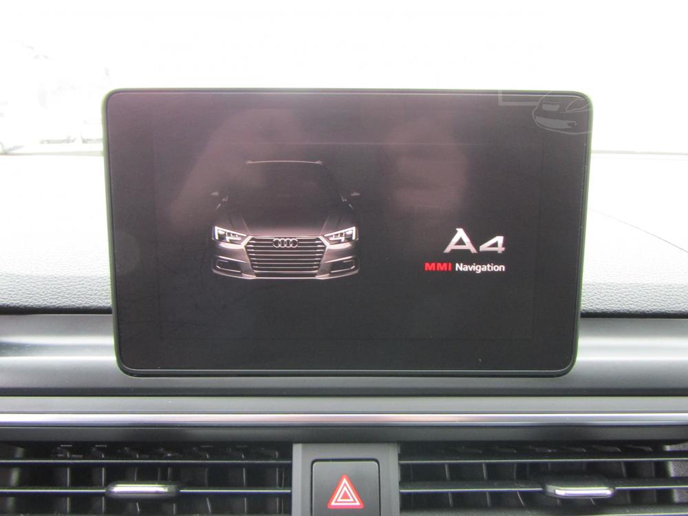 Audi A4 2.0 TDI Serv.kniha