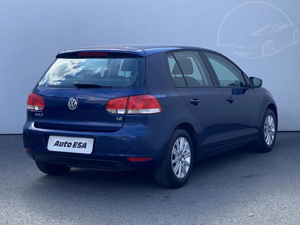 Volkswagen Golf 1.6 i