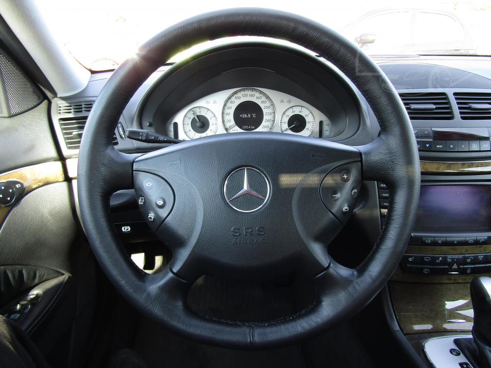 Mercedes-Benz E 3.2 i