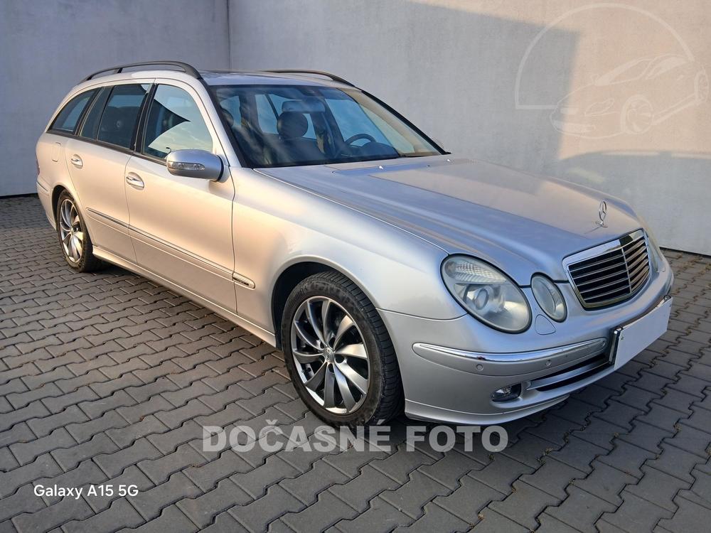 Prodm Mercedes-Benz E 3.2 i