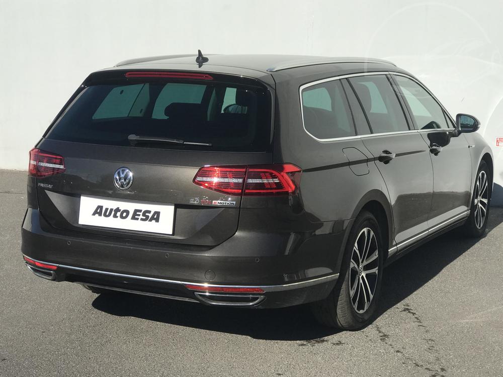 Volkswagen Passat 2.0 TDi