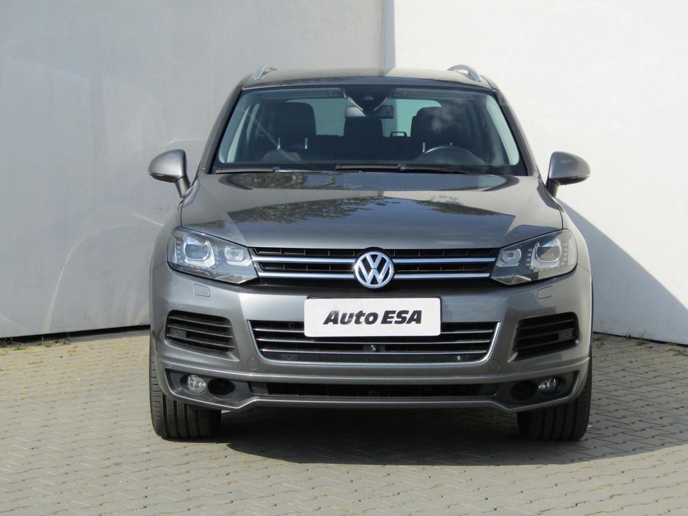 Volkswagen Touareg 3.0 TDi, R