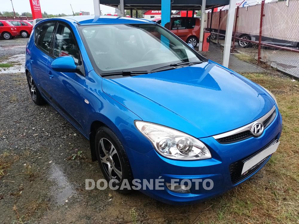 Prodm Hyundai i30 1.6 CRDI 1.maj, R