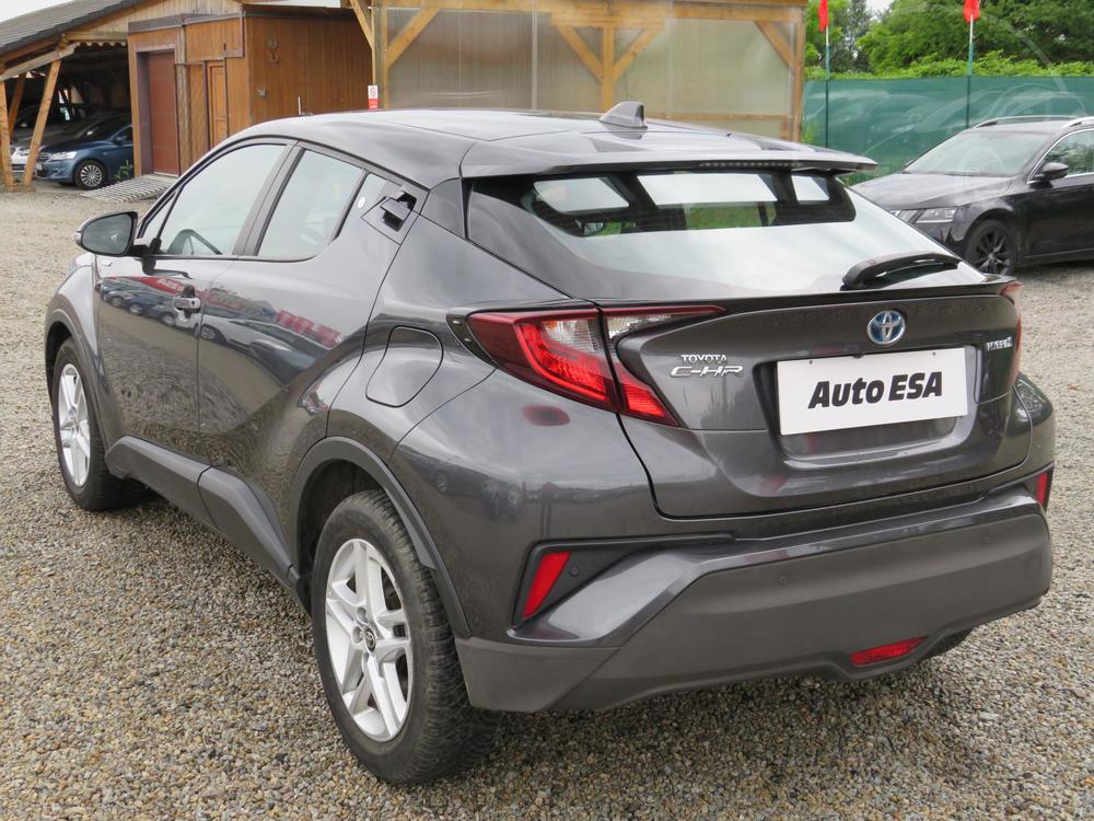 Toyota C-HR 1.8 HSD Serv.kniha