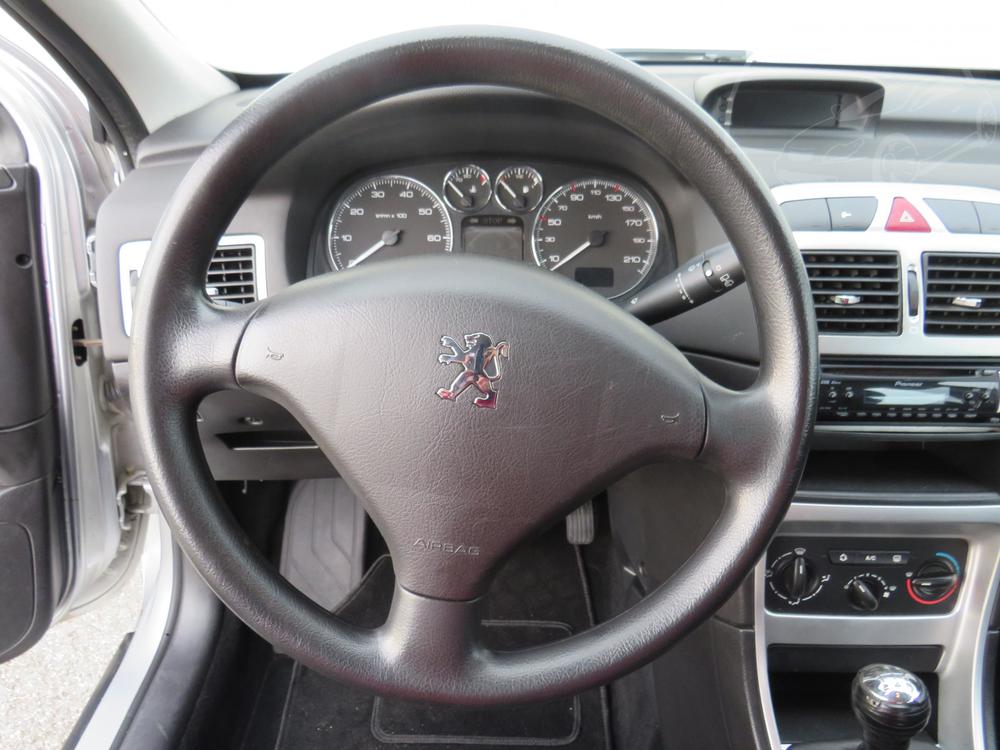 Peugeot 307 1.4 i, R