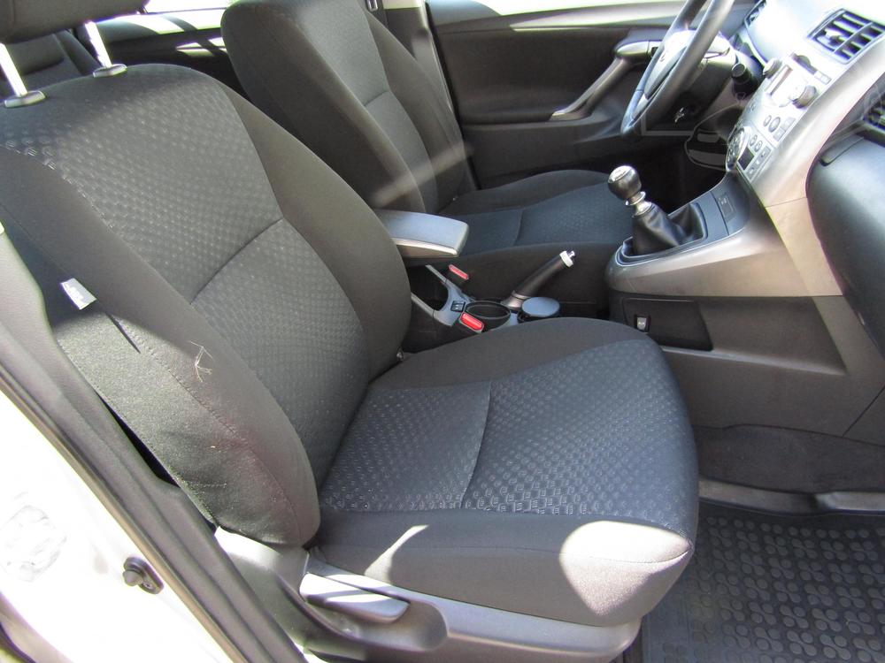 Toyota Verso 1.8 i, R