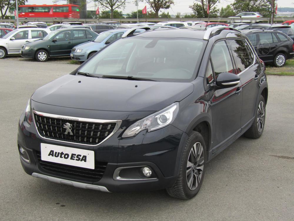 Peugeot 2008 1.2 PT 1.maj Serv.kniha, R