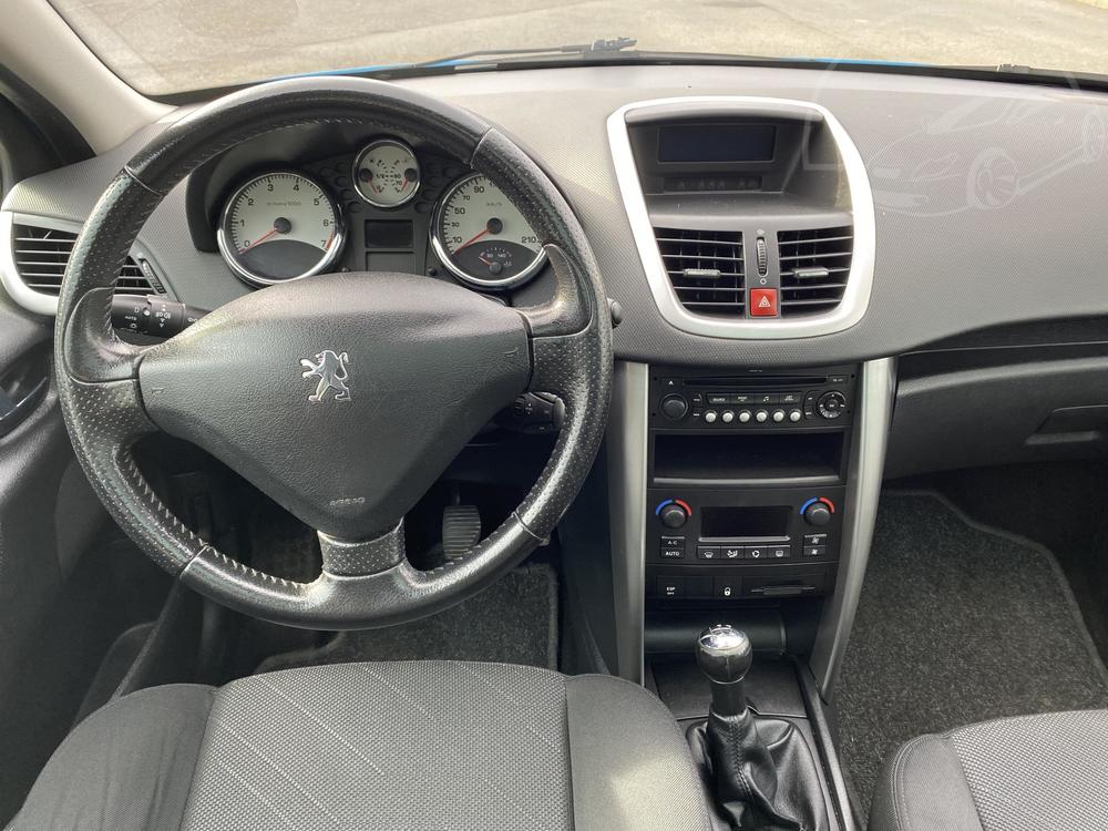 Peugeot 207 1.4 i