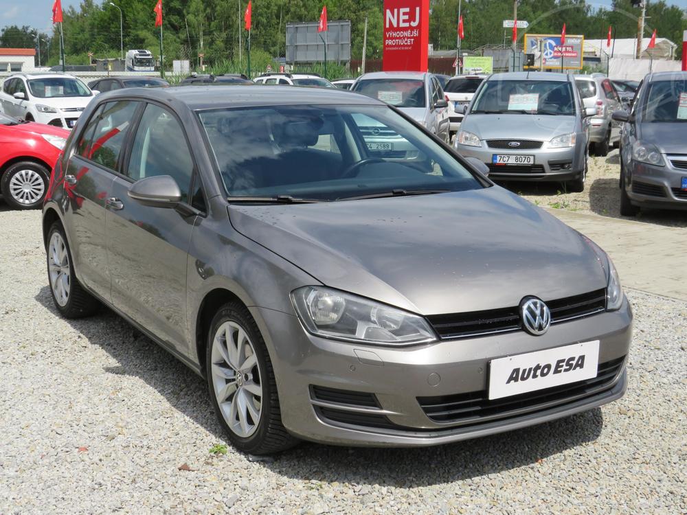 Volkswagen Golf 1.2 TSi Serv.kniha