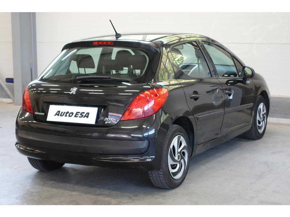 Peugeot 207 1.4 i, R