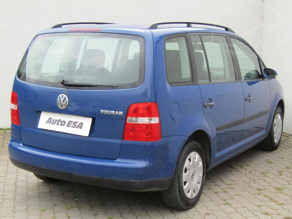 Volkswagen Touran 1.6 i, R