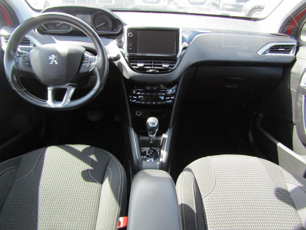 Peugeot 208 1.2 PT