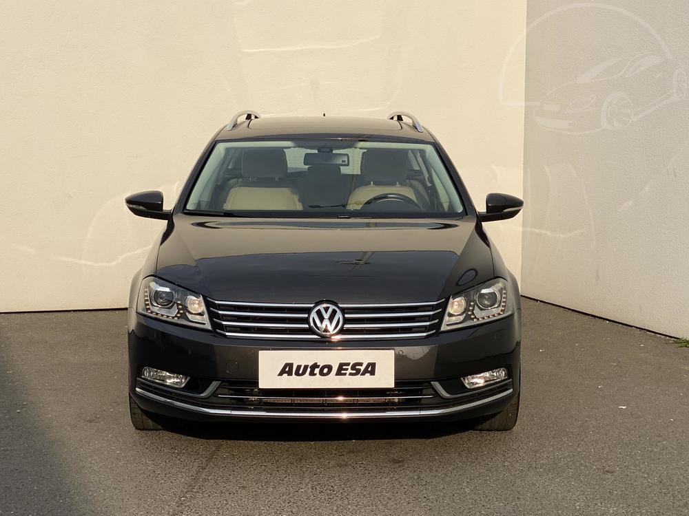 Volkswagen Passat 2.0 TDi Serv.kniha