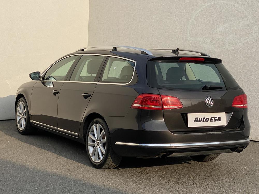 Volkswagen Passat 2.0 TDi Serv.kniha