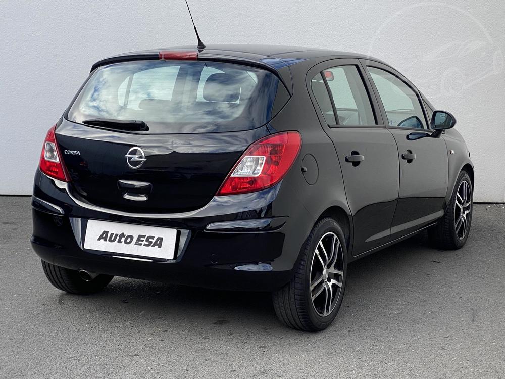 Opel Corsa 1.4 i, R