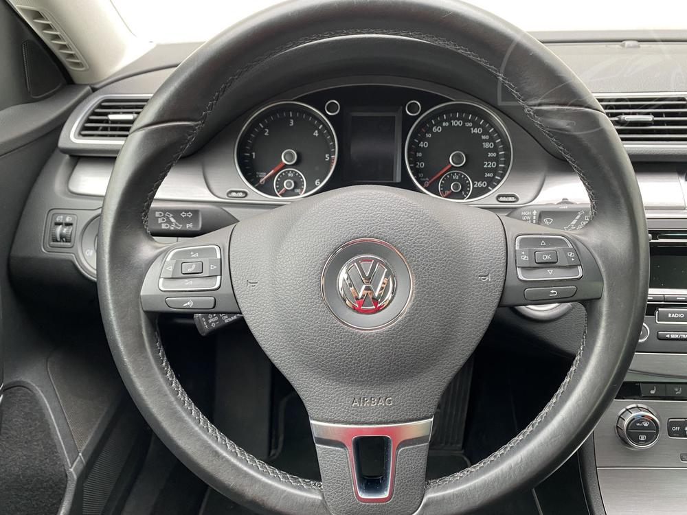 Volkswagen Passat 2.0 TDi Serv.kniha