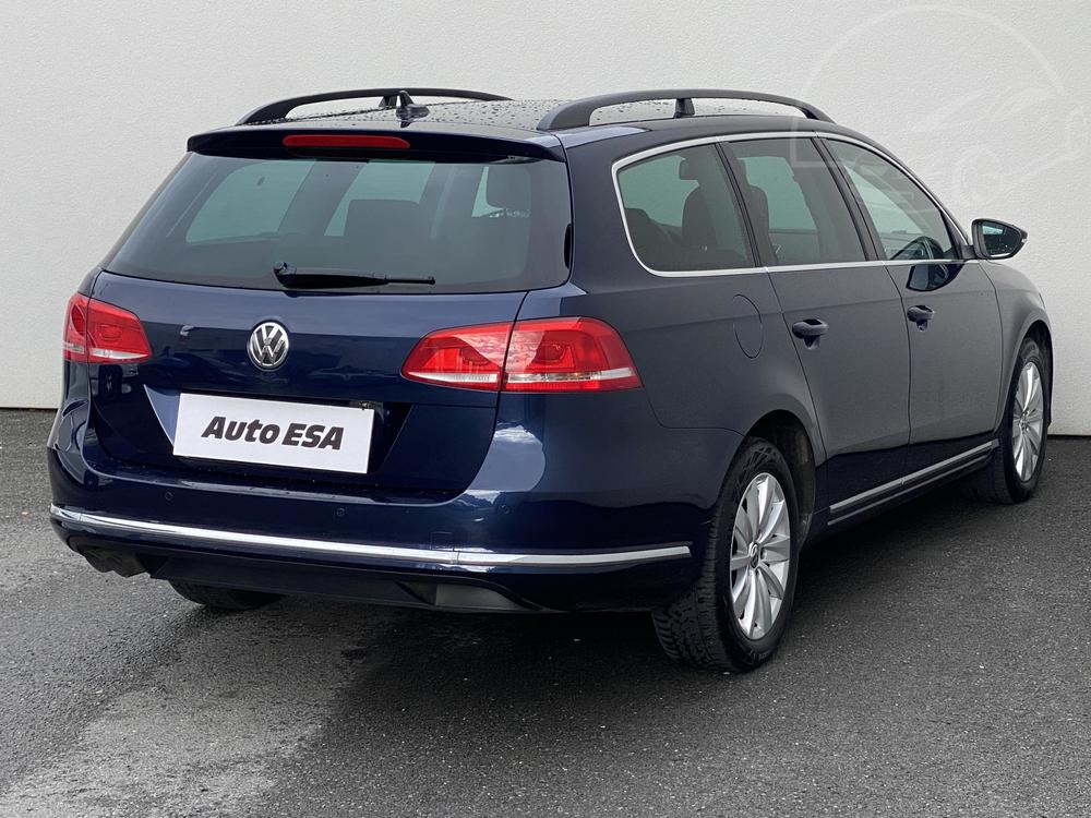 Volkswagen Passat 2.0 TDi Serv.kniha