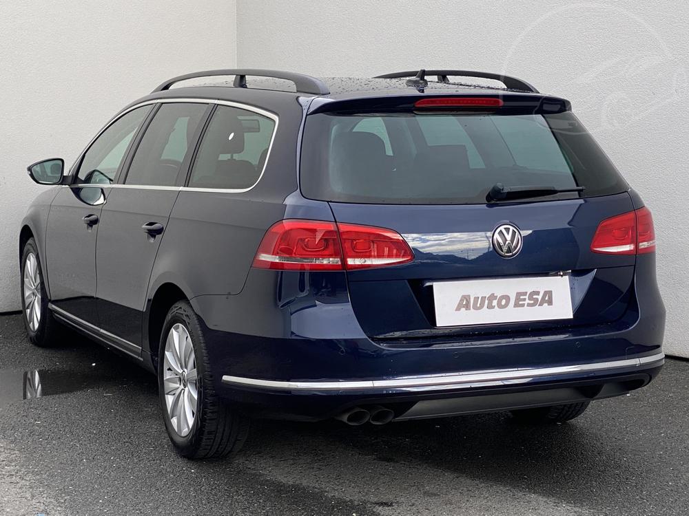 Volkswagen Passat 2.0 TDi Serv.kniha