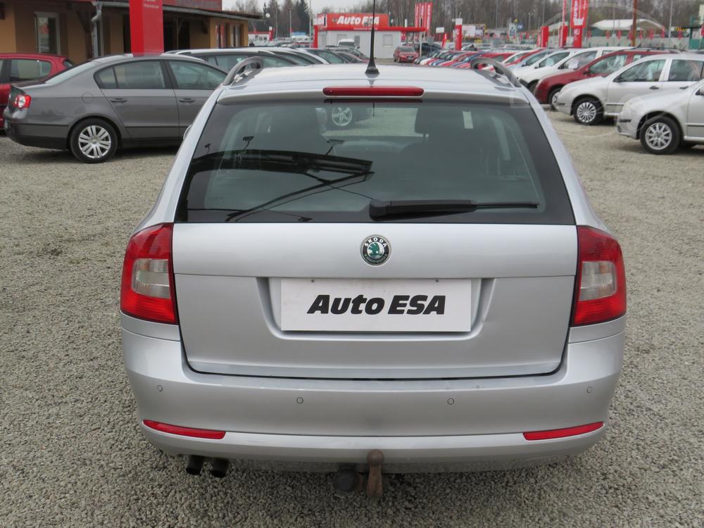 koda Octavia II 1.6 TDi Serv.kniha