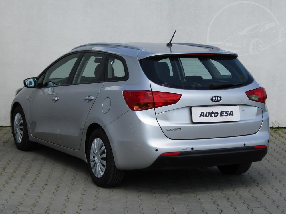 Kia Ceed 1.4 Serv.kniha, R