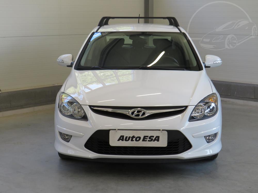 Hyundai i30 1.4 CVVT Serv.kniha, R