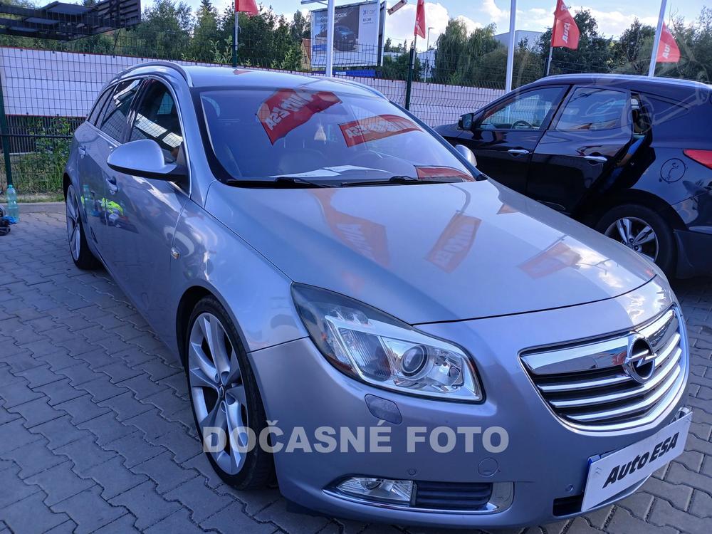 Opel Insignia 2.0 i