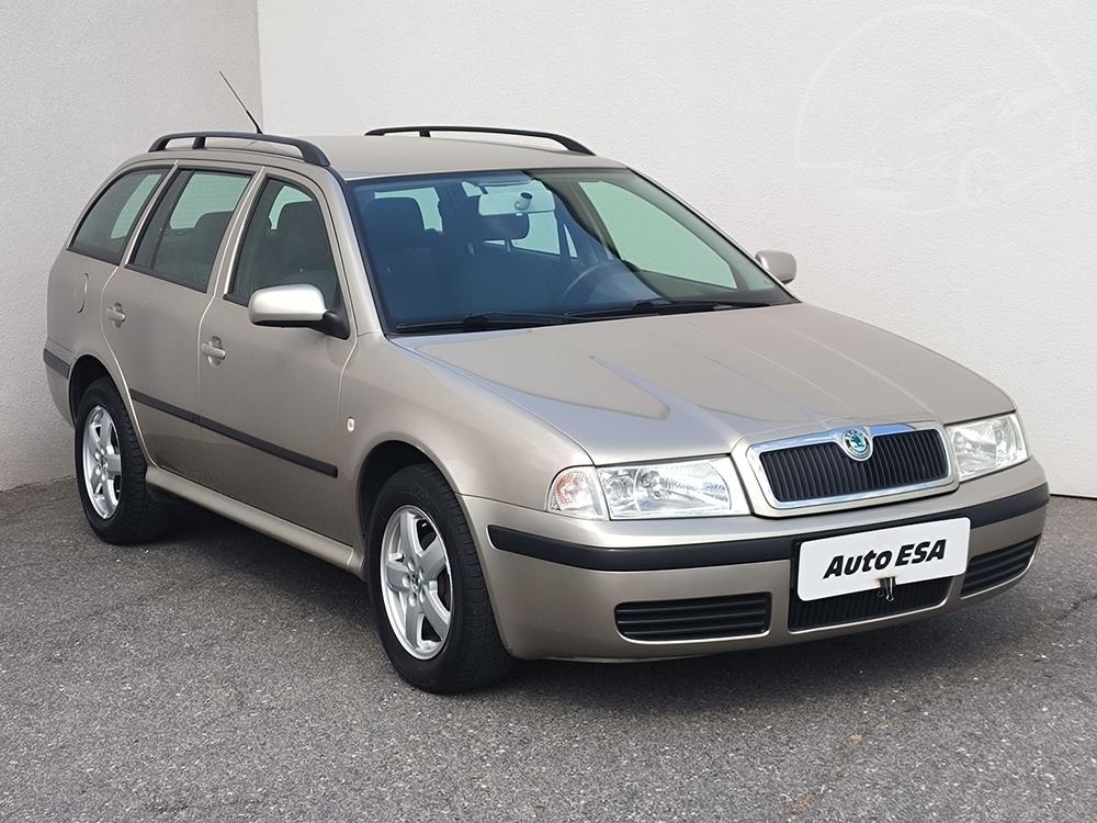 Prodm koda Octavia 1.6 i Serv.kniha