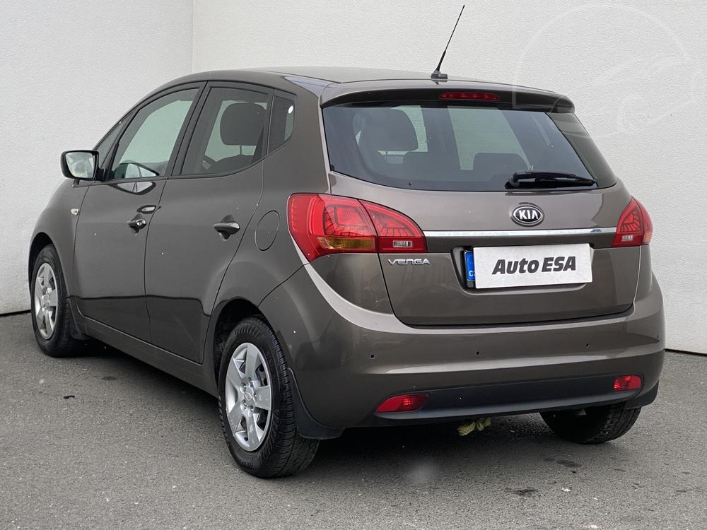 Kia Venga 1.6 CVVT 1.maj Serv.kniha