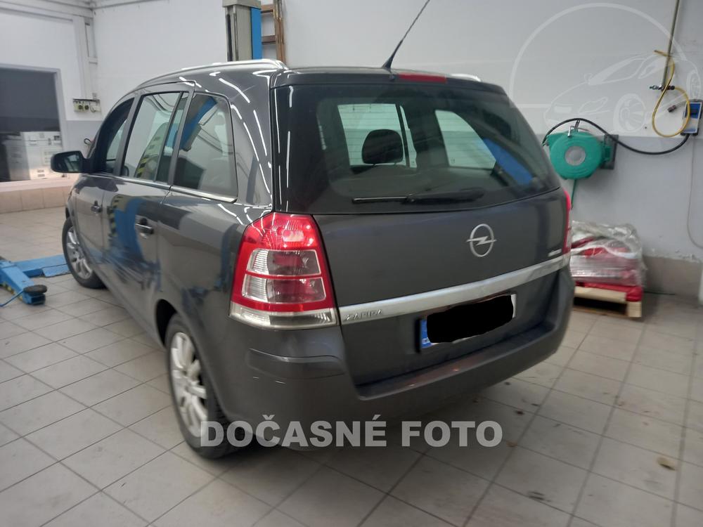 Opel Zafira 1.8 Serv.kniha