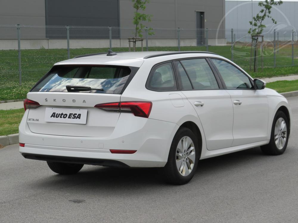 koda Octavia IV 2.0 TDi, R