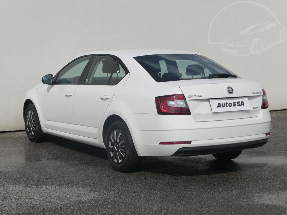 koda Octavia III 1.6 TDi, R