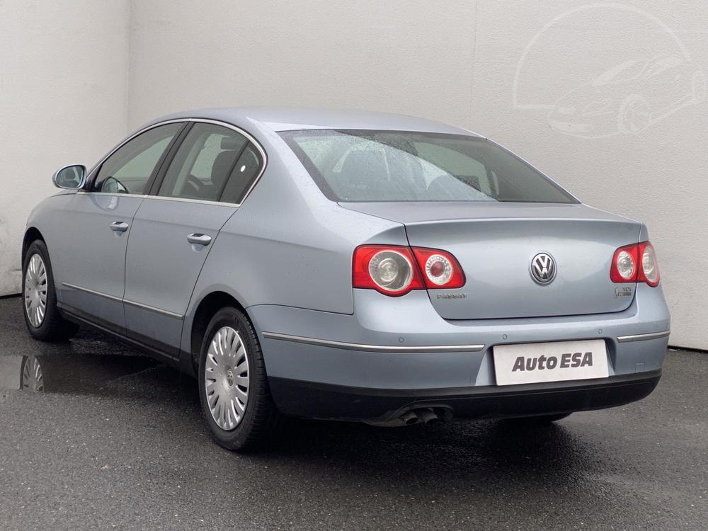 Volkswagen Passat 1.9 TDi 1.maj, R