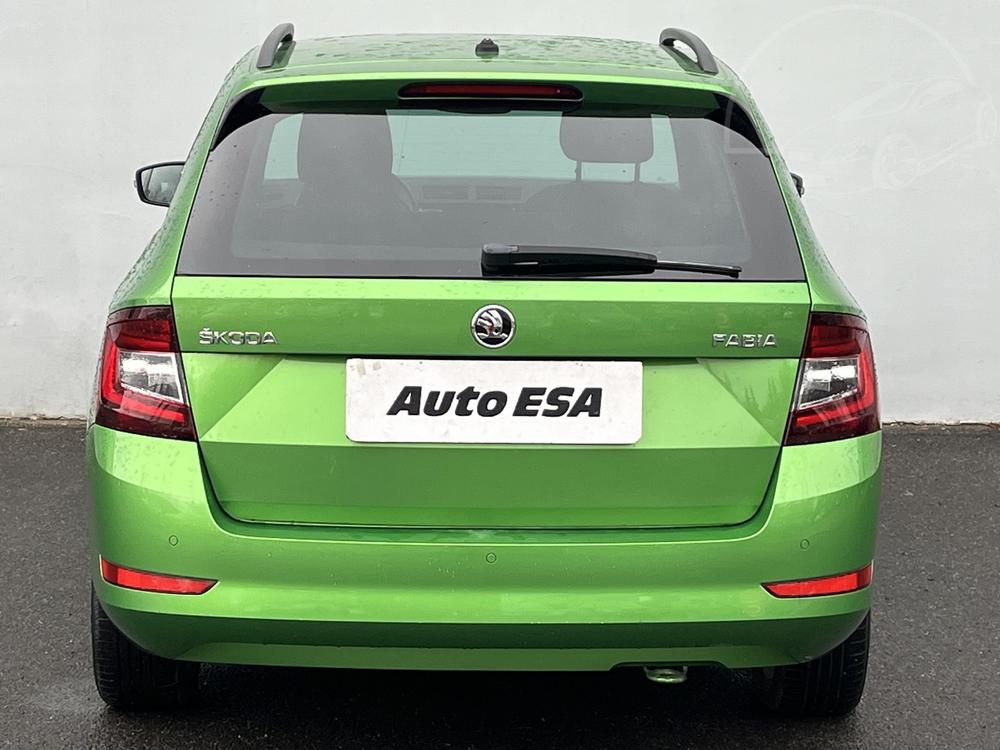 koda Fabia III 1.0 TSi 1.maj Serv.kniha