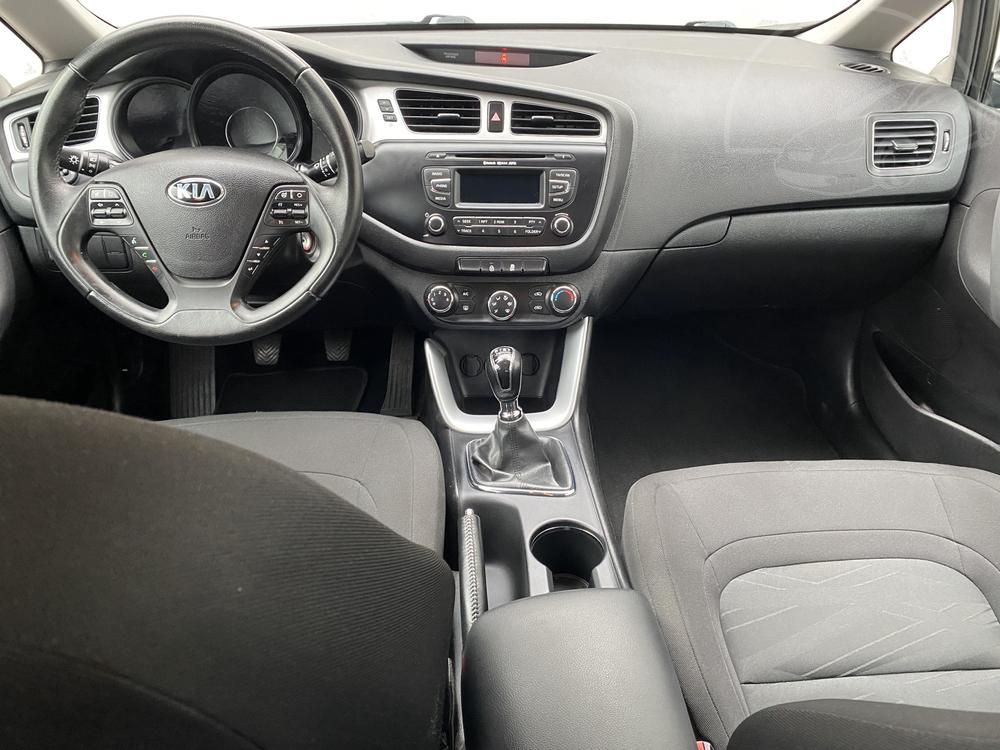 Kia Ceed 1.6 GDi Serv.kniha, R