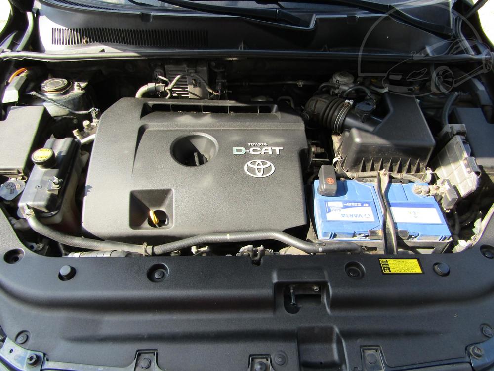 Toyota RAV4 2.2 D, R