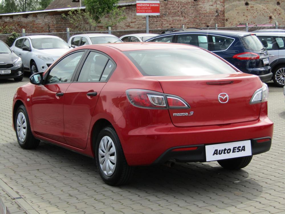 Mazda 3 1.6 i, R