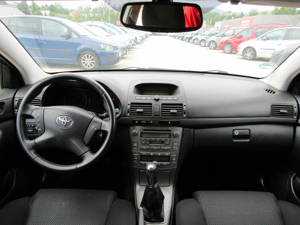 Toyota Avensis 1.8 VVT-i