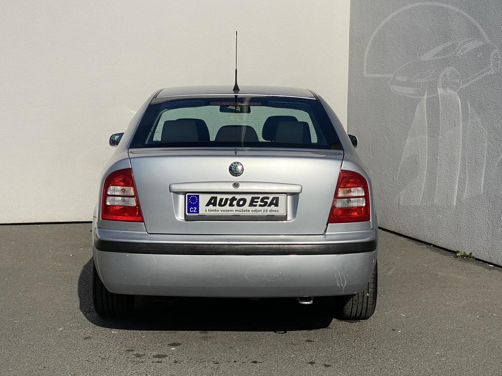 koda Octavia 1.6 i 1.maj, R