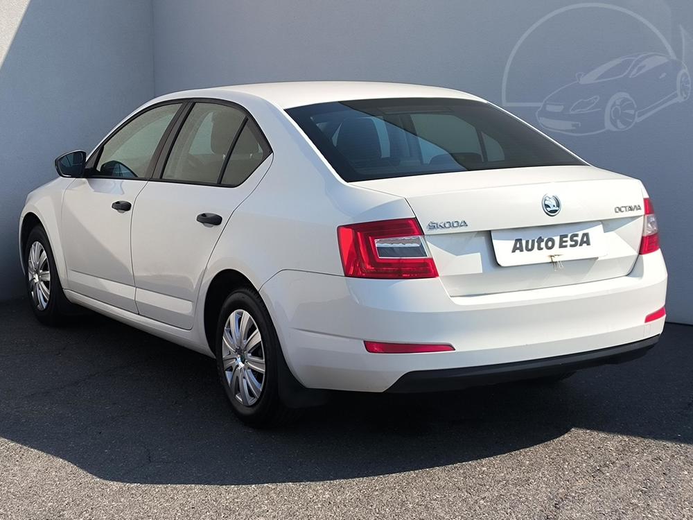 koda Octavia III 1.6 TDi 1.maj, R