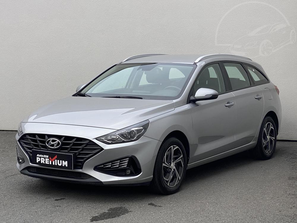 Hyundai i30 1.5 CVVT Serv.kniha